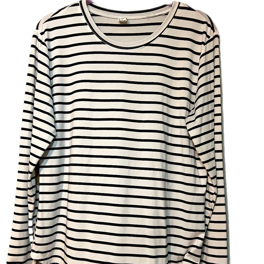 Striped, long sleeved tee with elbow patches